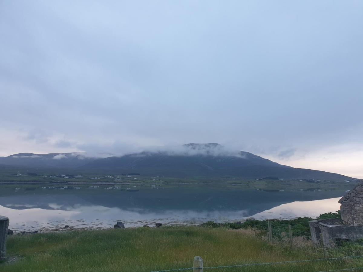 Barr An Uisce Villa Achill Sound Exterior photo